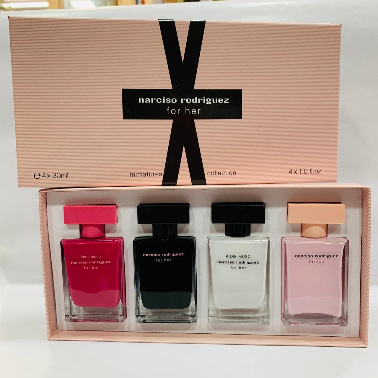 WhatsApp-Image-2021-07-02-at-10.38.42-AM-1.jpeg Narciso Rodriguez Gift Pack - Image 1