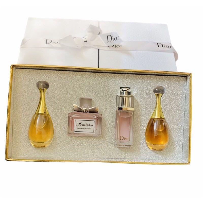 original_dior_miniature_perfum_1622712270_b1385e44_progressive.jpg Dior Miniature Perfume Gift Set 4 in 1 - Image 1